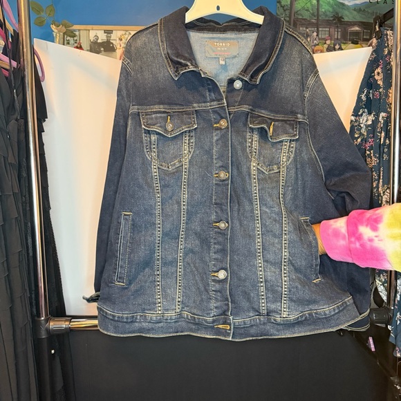 Torrid size 4 Button Down Dark Blue Denim Jacket with Pocket - Picture 6 of 7